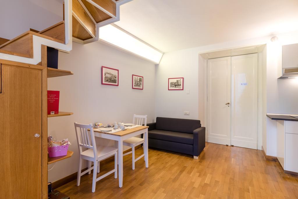 Casalice Mini Apartments Napoli Exteriör bild